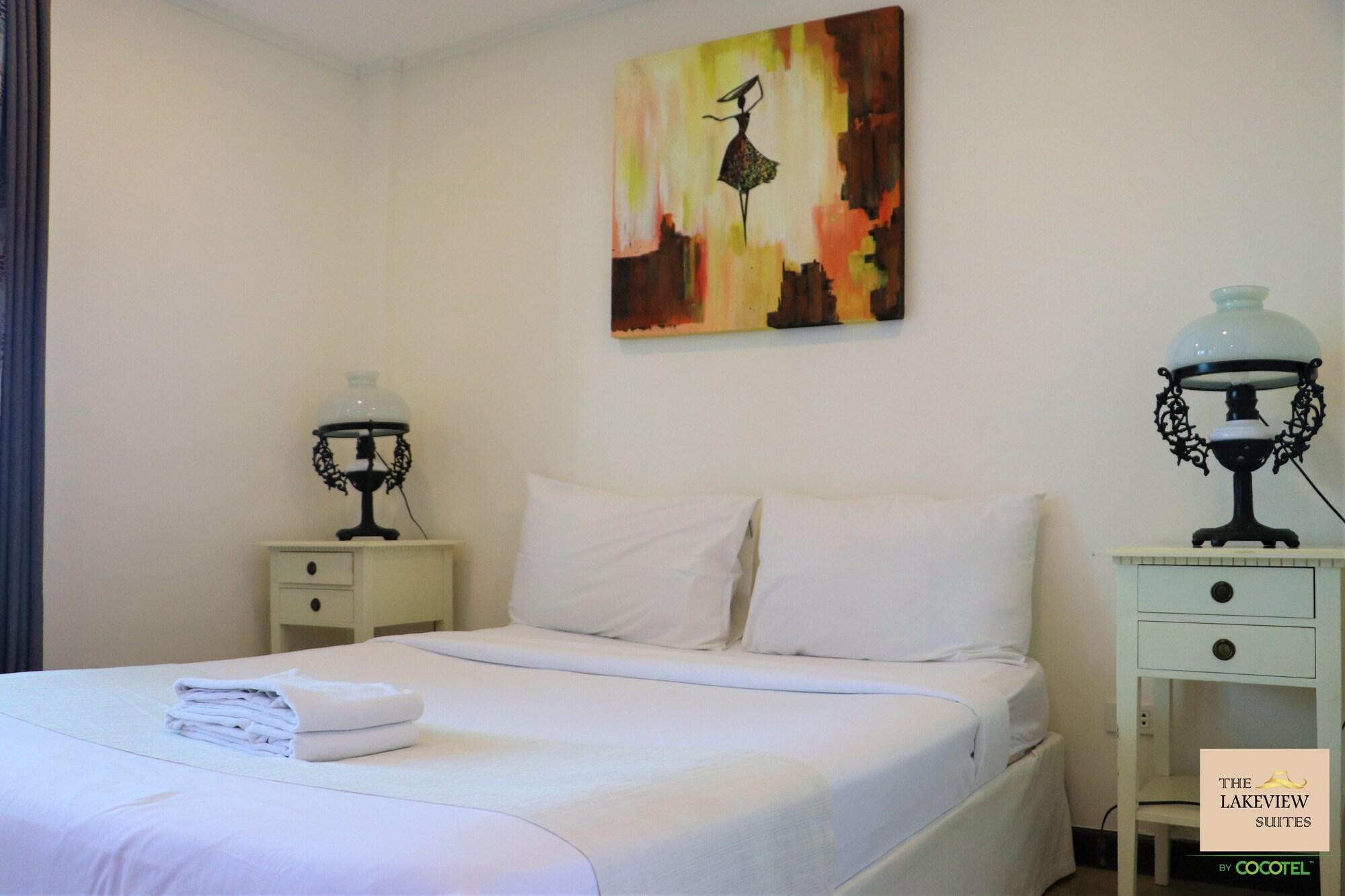 The Lakeview Suites Tagaytay City Buitenkant foto