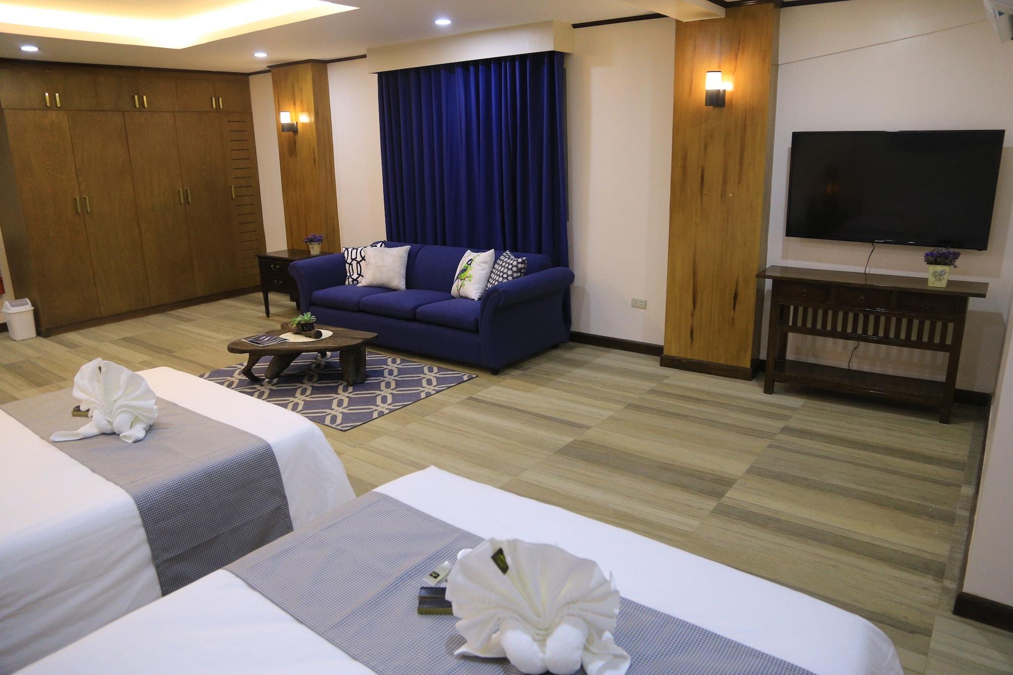The Lakeview Suites Tagaytay City Buitenkant foto
